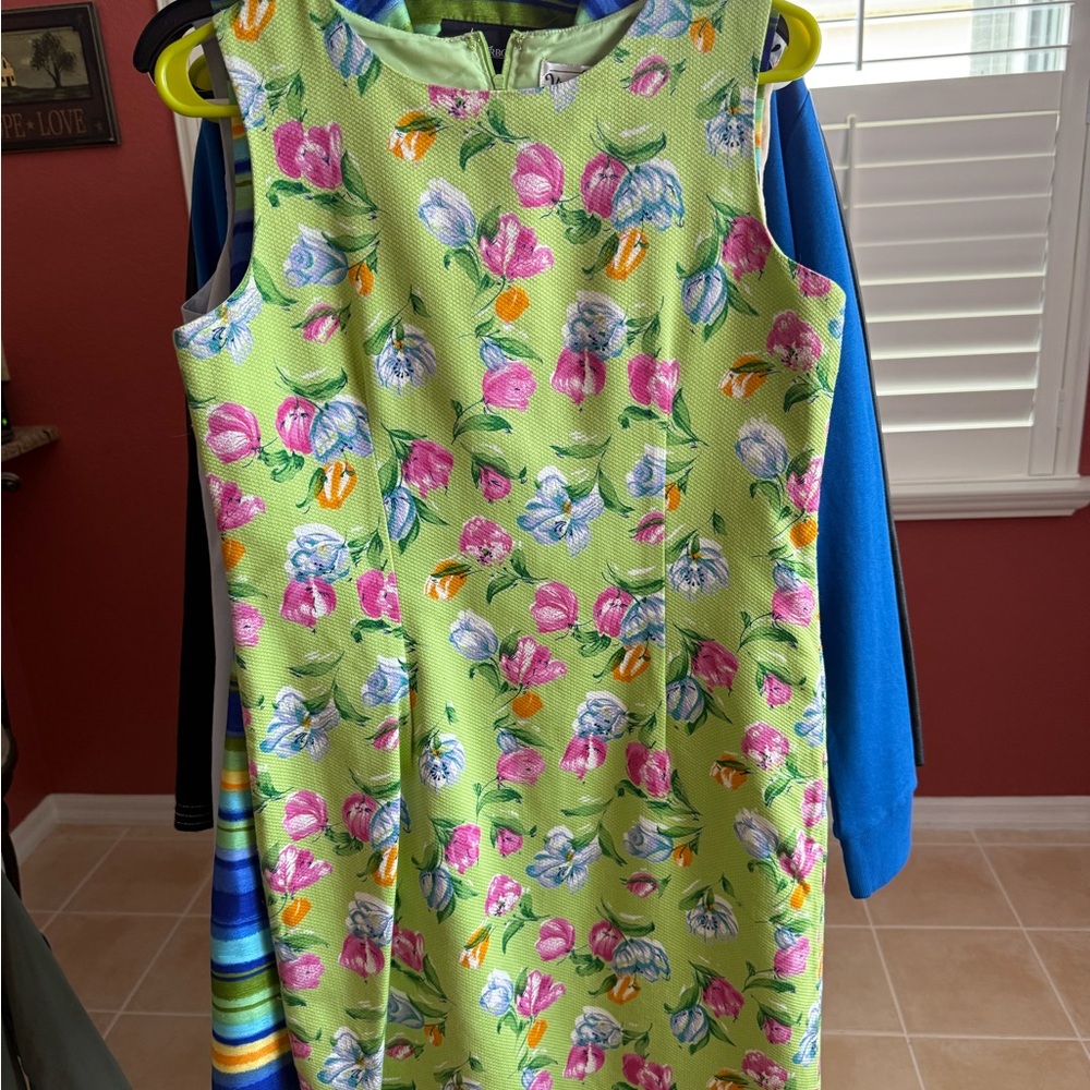 Floral Sleeveless Dress - Green and Pink